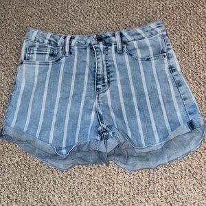RSQ stripped jegging shorts
